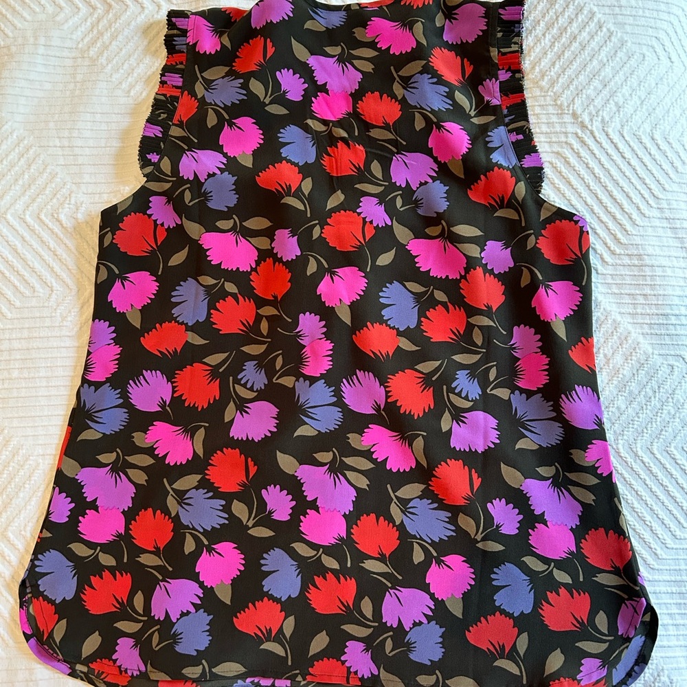 Floral Ruffle-Collar Tank - Picture 4 of 5